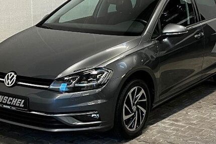 VW Golf 69.250 km 14.795 &euro; Roeslau 95195