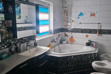 Einfamilienhaus mit Einliegerwohnung 8 zimmer