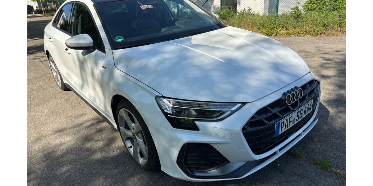 Audi A3 4.888 km 31.999 &euro; Manching 85077