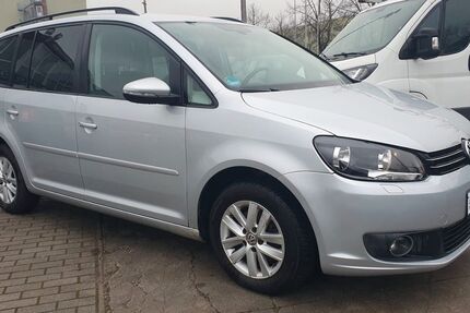 VW Touran 163.232 km 6.490 &euro; Berlin 12681