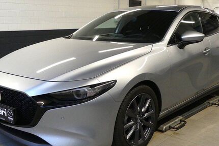 Mazda 3 59.000 km 21.990 &euro; Paderborn 33106