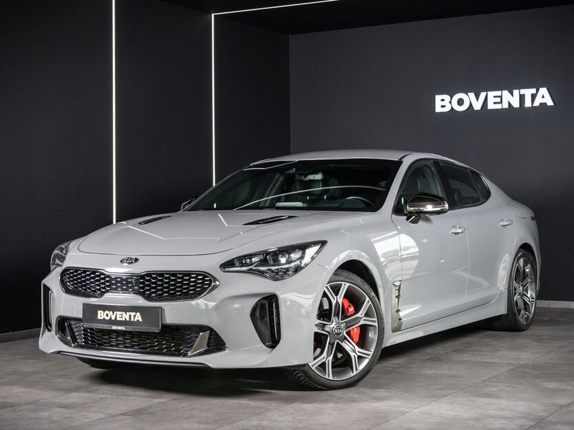 Kia Stinger 70.212 km 30.850 € Rosenfeld 72348