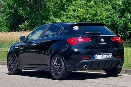 Alfa Romeo Giulietta 155.250 km 6.800 € Karlskron 85123