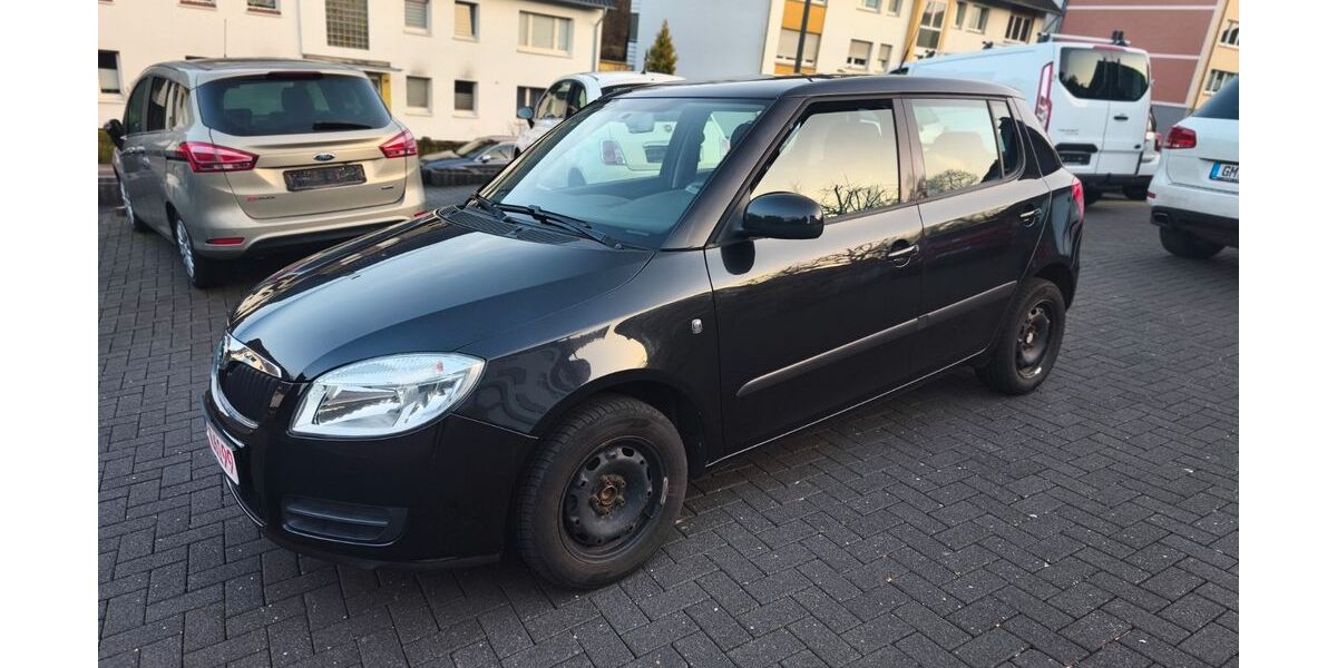 Skoda Fabia 148.526 km 3.450 &euro; Wipperfürth 51688