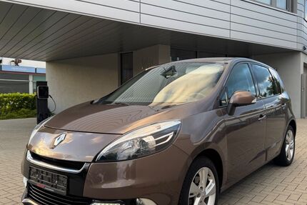Renault Scenic 141.284 km 4.950 &euro; Pinneberg 25421