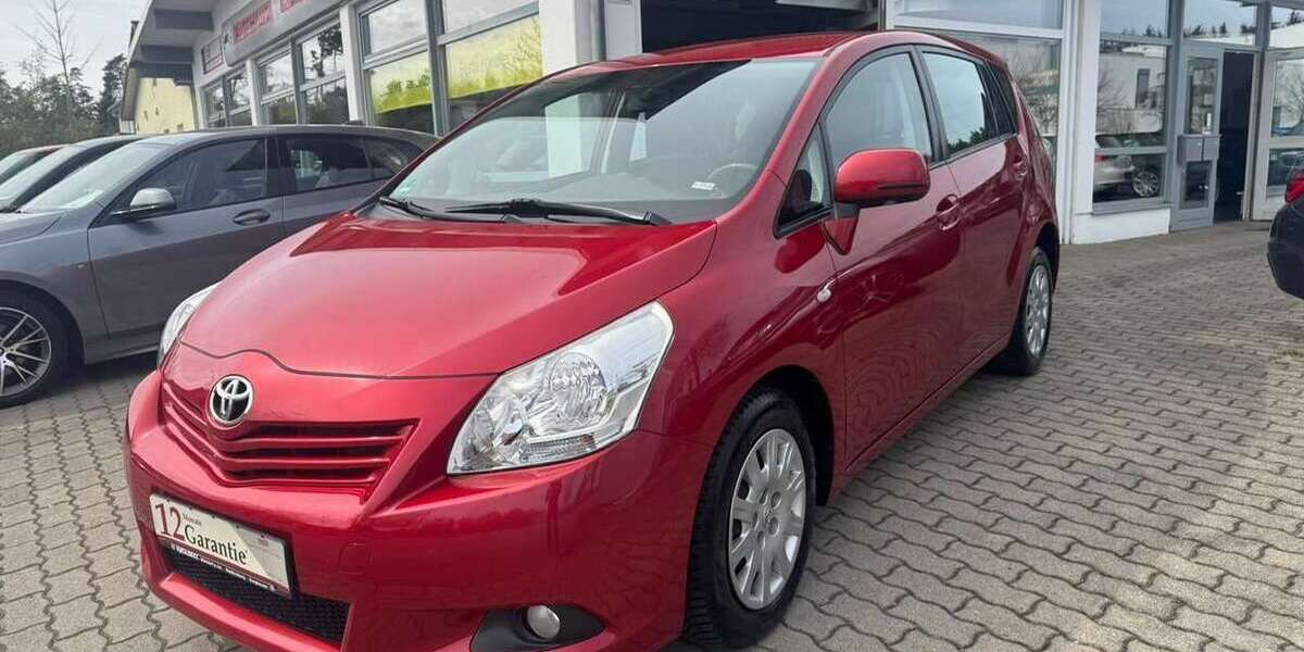 Toyota Verso 89.000 km 8.800 &euro; Waldkraiburg 84478