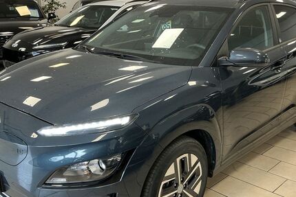 Hyundai KONA 29.993 km 18.300 &euro; Bonn 53227