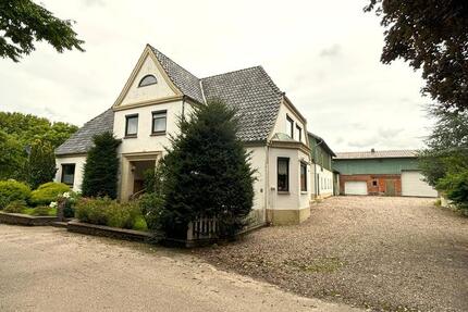Haus Havetoft - 8.5 Zimmer, 279 m&sup2;, 375.000&euro; | Angebot:26988971