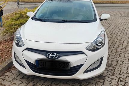 Hyundai i30 212.000 km 4.450 &euro; Heiligenhafen 23774