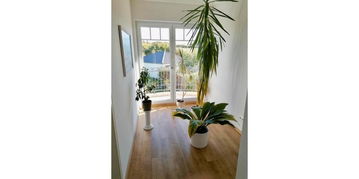 Einfamilienhaus Rastow - 6 Zimmer, 180 m&sup2;, 2.000&euro; | Angebot:25641665