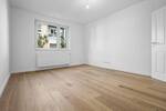 Erstbezug nach Vollsanierung: Moderne 2-Zimmer-Wohnung mit Loggia und Aufzug