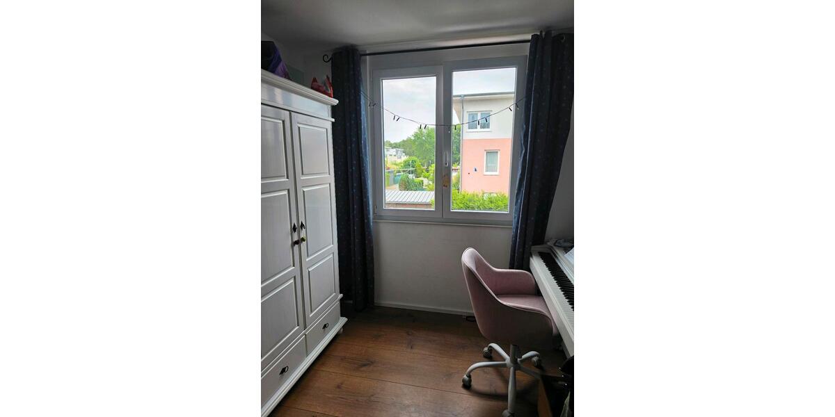 Reihenhaus Berlin Spandau - 5 Zimmer, 130 m&sup2;, 740.000&euro; | Angebot:26976839