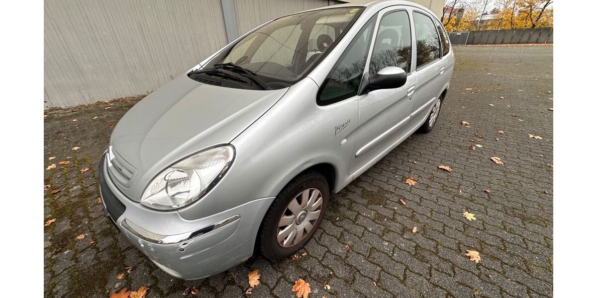 Citroen Xsara Picasso 210.000 km 1.990 &euro; Hanau 63452