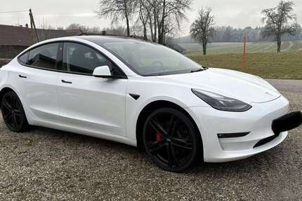 Tesla Model 3 59.900 km 28.900 &euro; Simbach am inn 84359