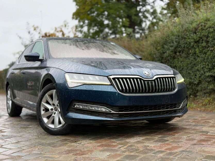 Skoda Superb 116.221 km 16.999 € Berlin 12099
