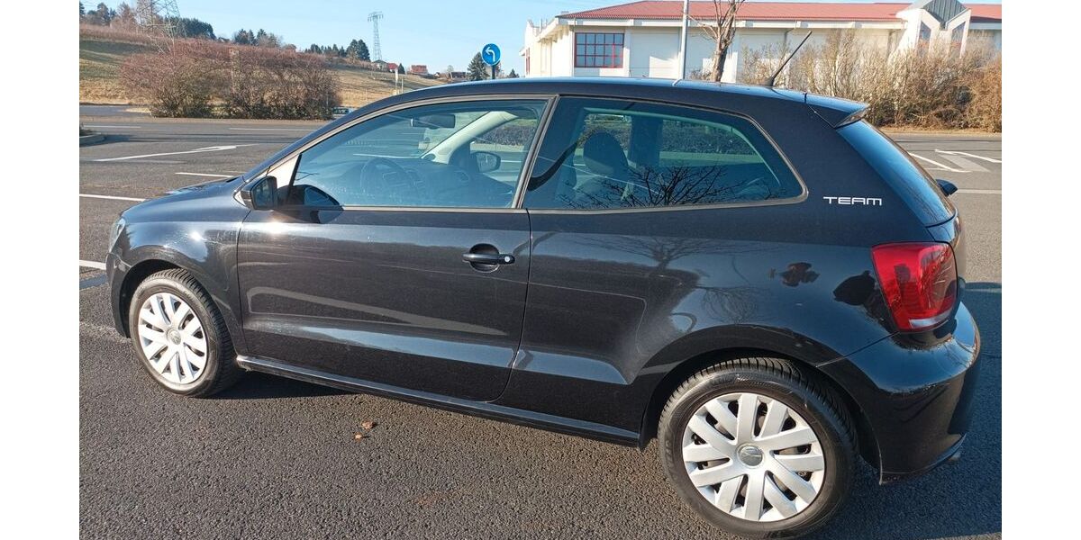 VW Polo 81.700 km 7.000 &euro; Dresden 01187