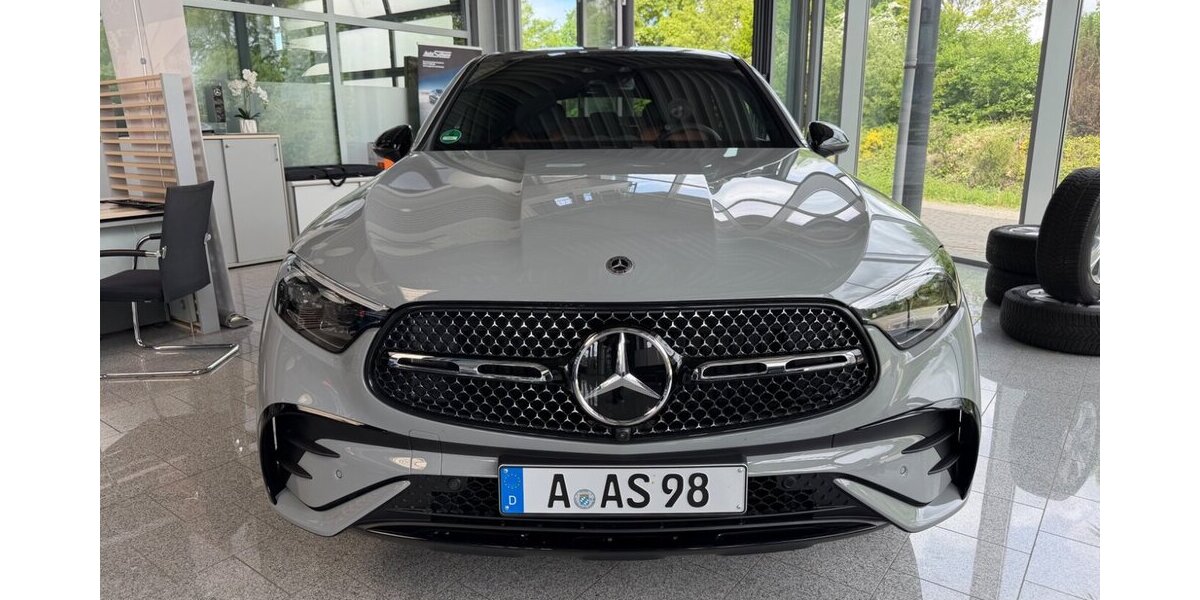 Mercedes-Benz GLC 200 4Matic AMG+MBUX+BURM+NIGHT+Standheizung AM 5.000 km 76.990 &euro; Westendorf 86707