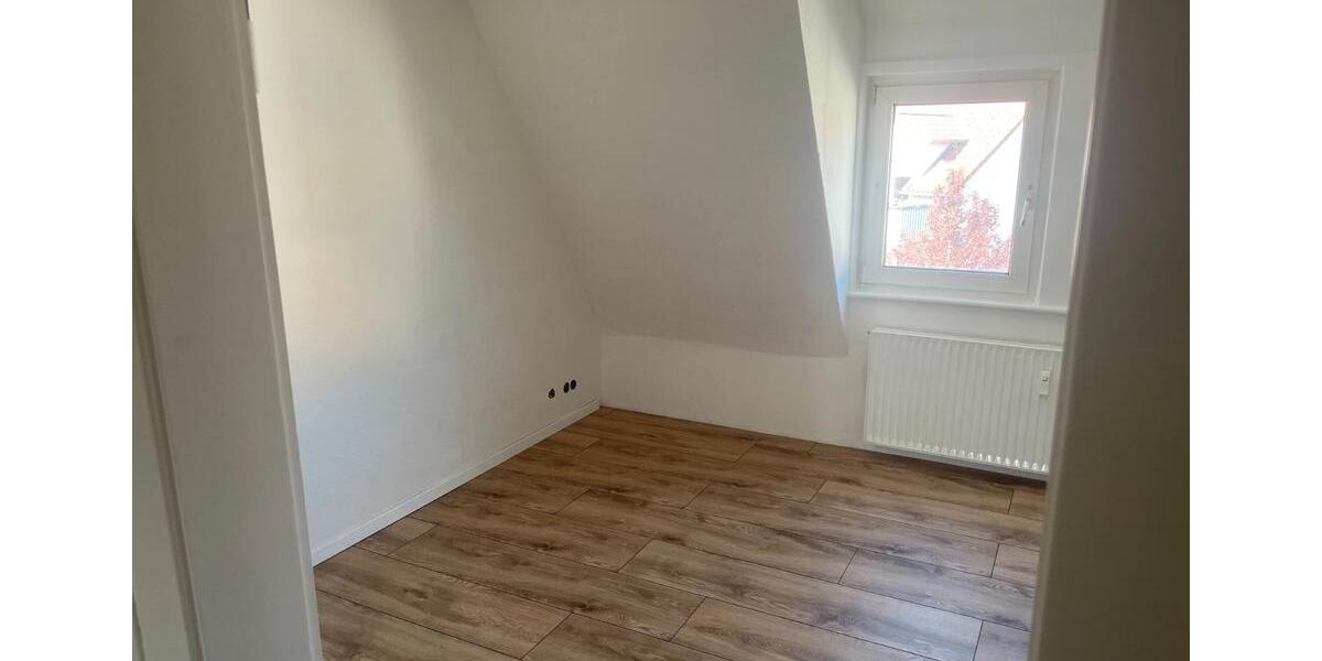 Etagenwohnung Sickte - 4 Zimmer, 85 m&sup2;, 850&euro; | Angebot:26394392