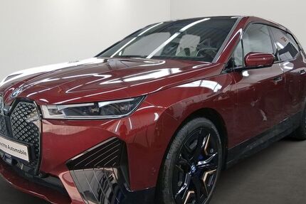 BMW iX 17.774 km 49.990 € München 81827