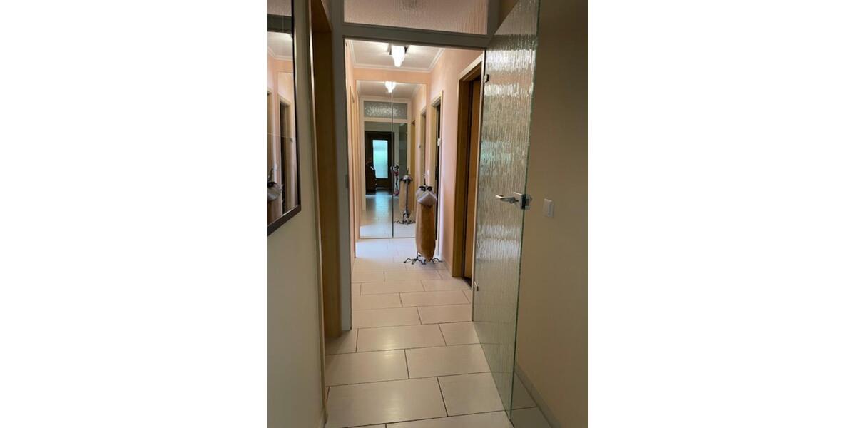 Erdgeschoßwohnung Köln Porz - 4 Zimmer, 100 m&sup2;, 350.000&euro; | Angebot:24572109