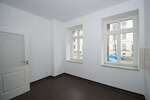 mit 360° Rundgang! Sanierte 2 Zimmer mit Balkon + großer Küche am Brühl!