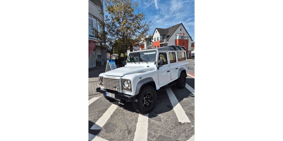 Land Rover Defender 124.000 km 48.800 &euro; Hochheim/m 65239