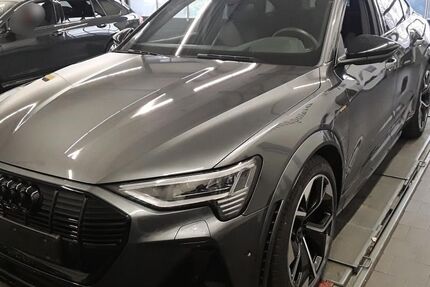 Audi e-tron 59.095 km 42.745 &euro; Hagen 58091