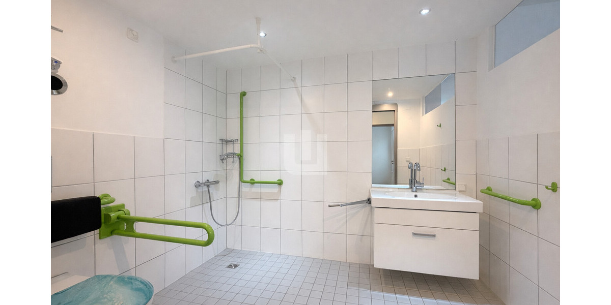 WINDISCH - Bezugsfreie, moderne 2-Zi.-Wohnung mit EBK in der Seniorenresidenz Emmering ab 60 Jahren! - Etagenwohnung Emmering | Angebot:26764532