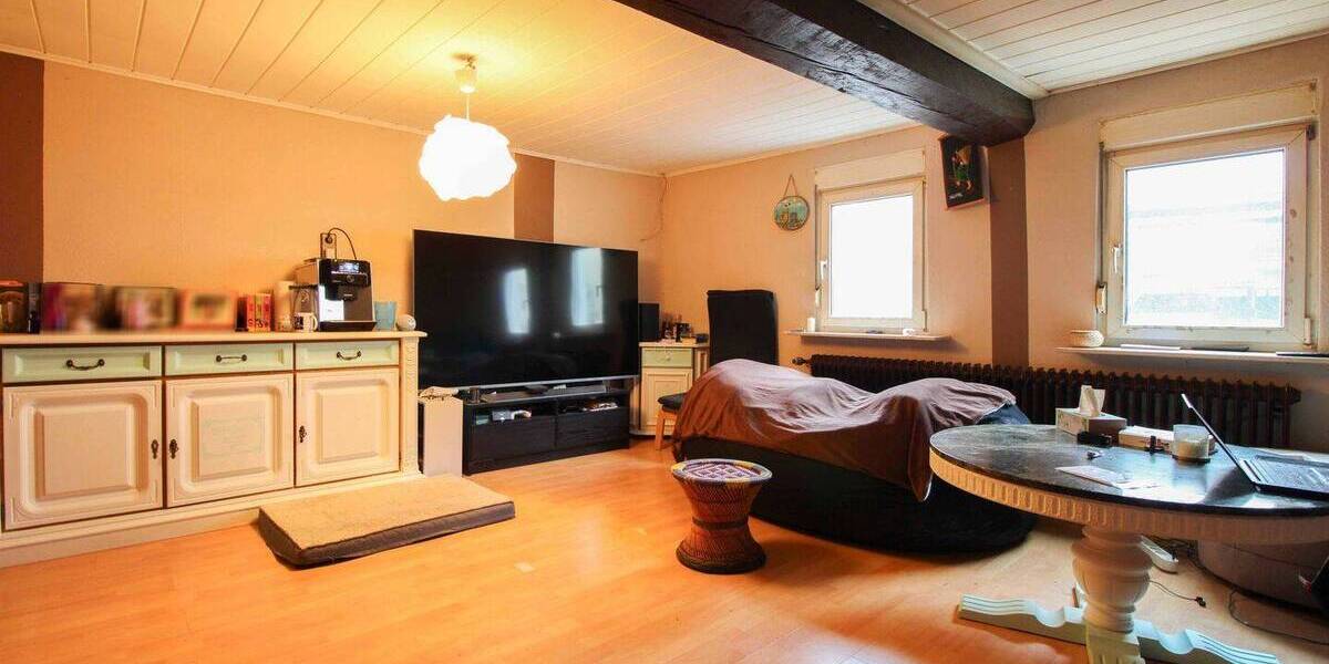 Einfamilienhaus Hungen Villingen - 6 Zimmer, 141 m&sup2;, 199.000&euro; | Angebot:26629462