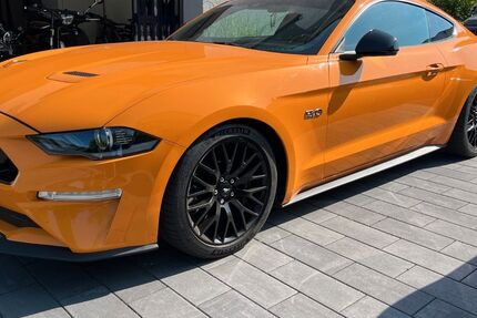 Ford Mustang 26.200 km 42.400 € Glattbach 63864