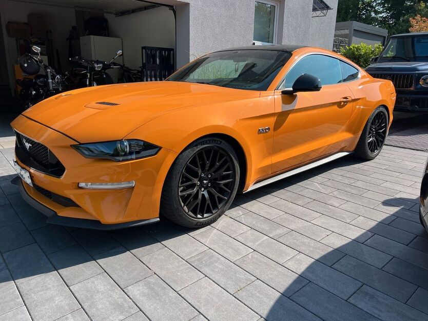 Ford Mustang 26.200 km 42.400 € Glattbach 63864