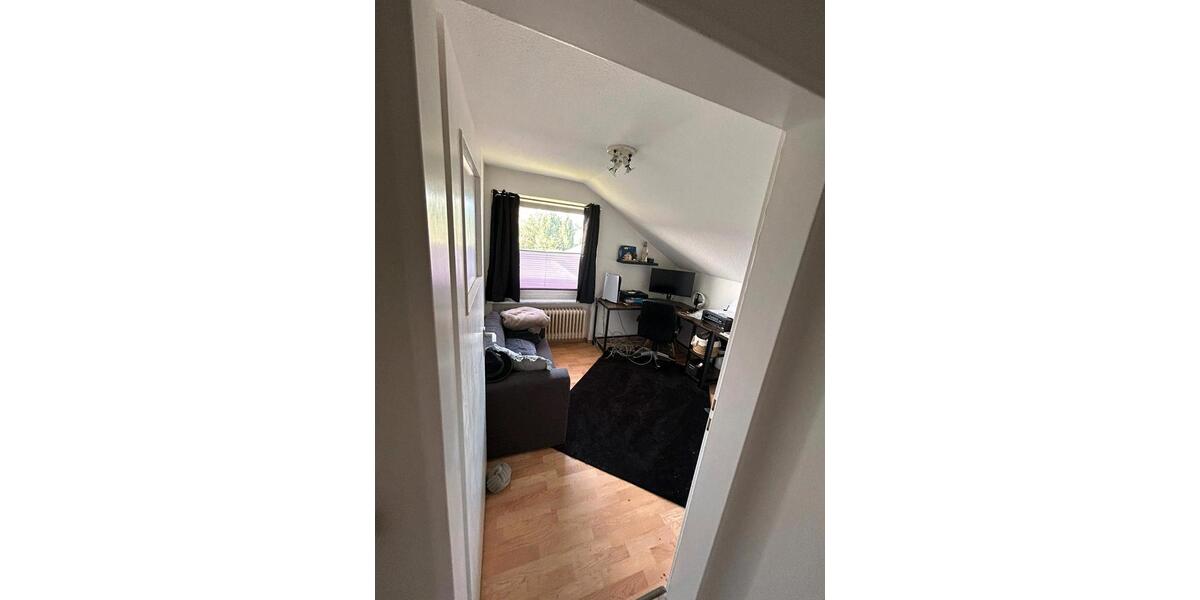 Dachgeschoßwohnung Eldingen - 4 Zimmer, 70 m&sup2;, 620&euro; | Angebot:26704029