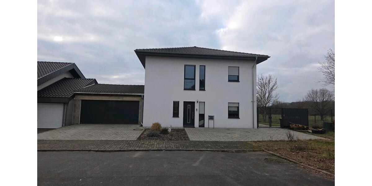 Einfamilienhaus Dillingen (Saar) - 5 Zimmer, 165 m&sup2;, 600.000&euro; | Angebot:26886489