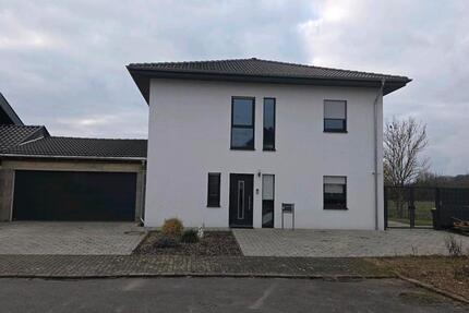 Haus Dillingen (Saar) - 5 Zimmer, 165 m&sup2;, 600.000&euro; | Angebot:26886489