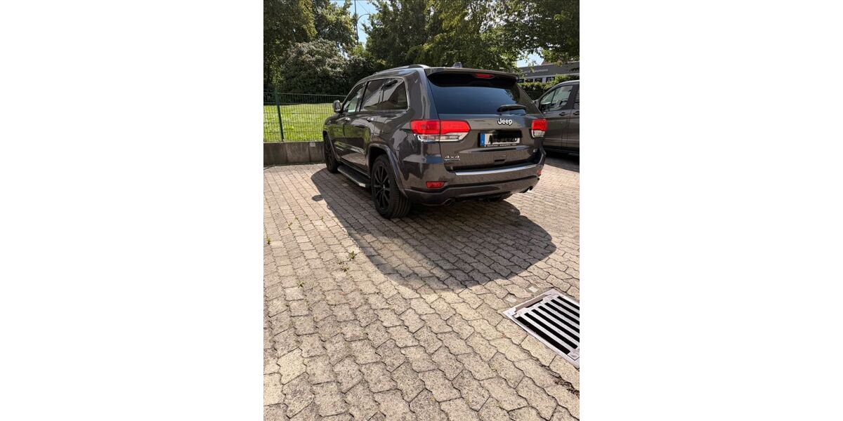 Jeep Grand Cherokee 207.000 km 18.000 &euro; Stadtbergen 86391