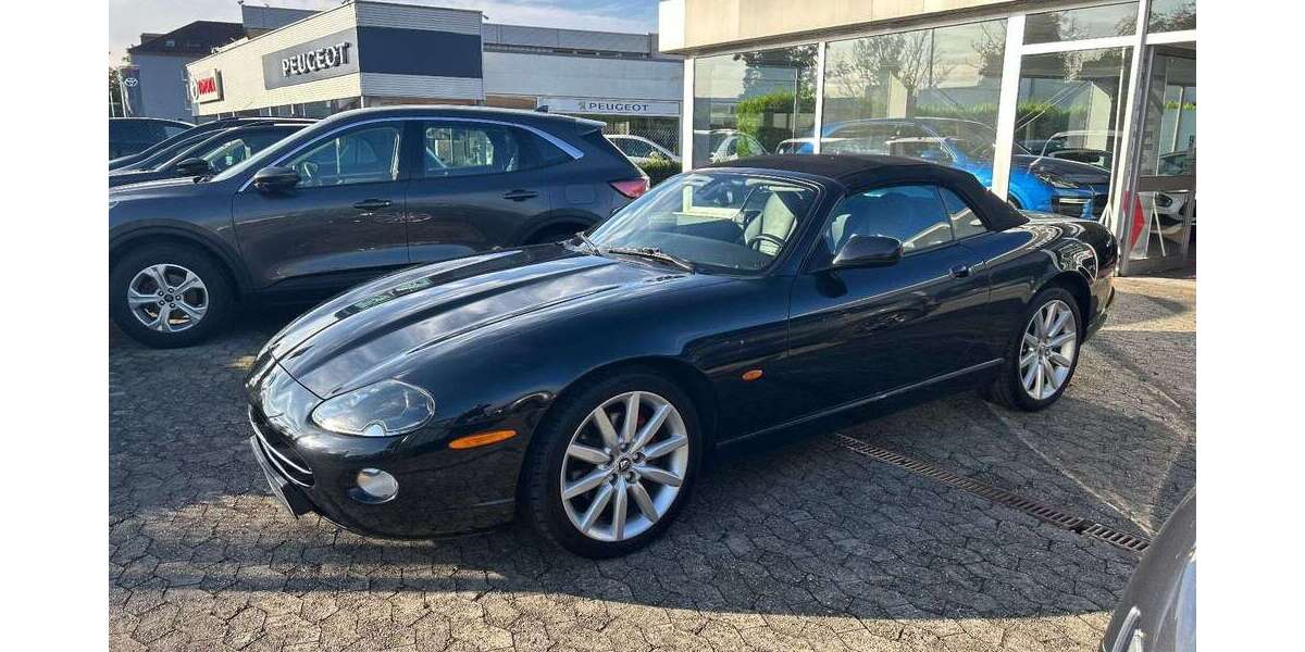 Jaguar XK 161.506 km 22.890 &euro; Dormagen 41540