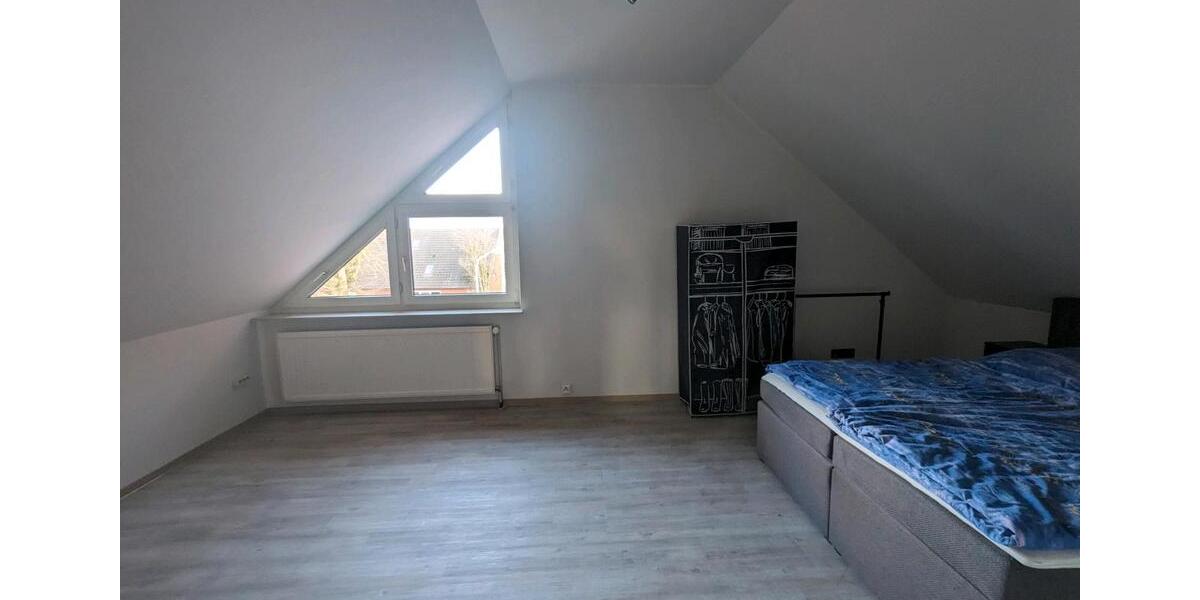 Dachgeschoßwohnung Westoverledingen - 1 Zimmer, 50 m&sup2;, 740&euro; | Angebot:25421693