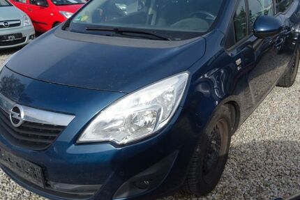 Opel Meriva 198.000 km 2.590 &euro; Landshut 84030