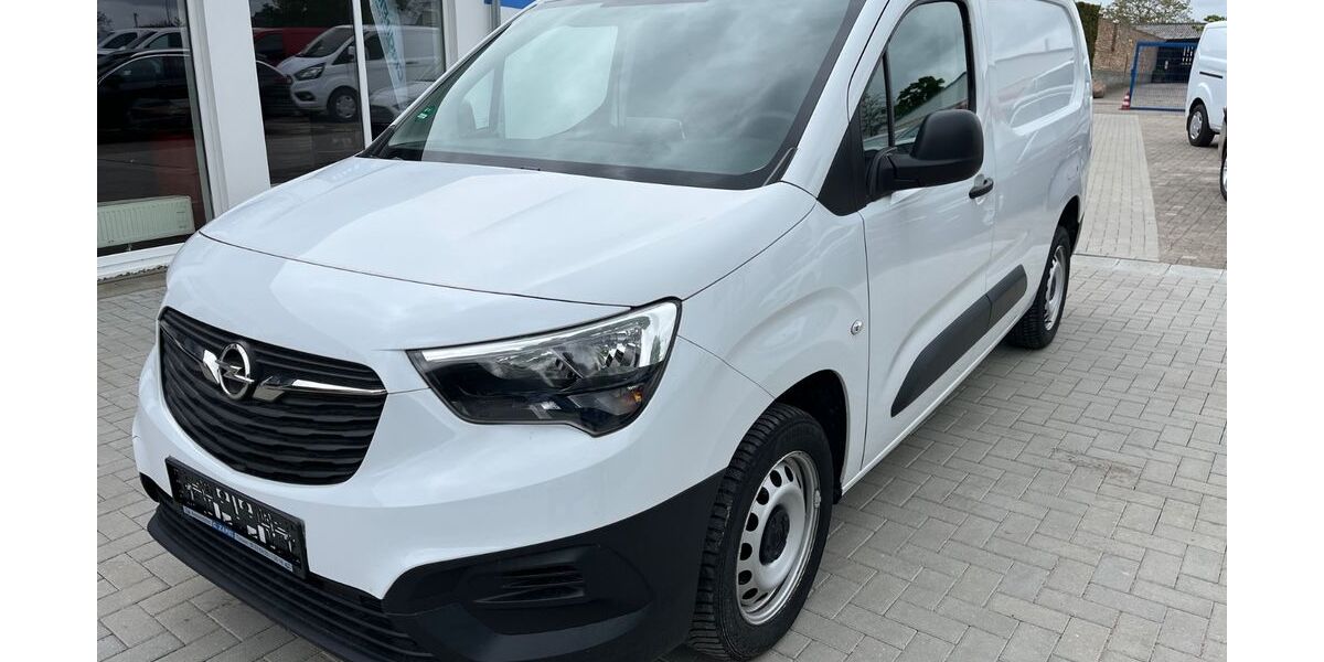 Opel Combo 81.152 km 13.690 &euro; Tessin 18195