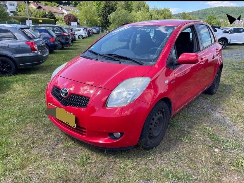 Yaris