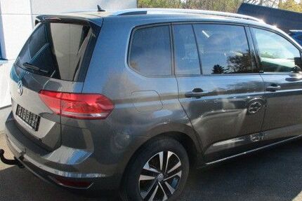 VW Touran 93.900 km 19.999 &euro; Arzfeld 54687