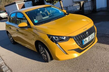 Peugeot 208 53.000 km 9.900 &euro; Spiegelberg 71579