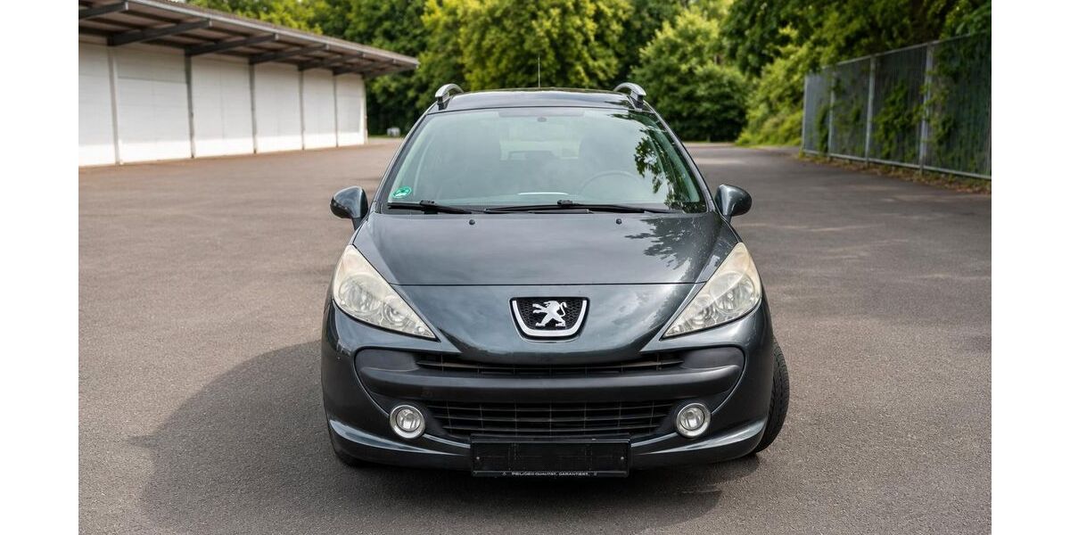 Peugeot 207 122.000 km 3.000 &euro; Fulda 36037
