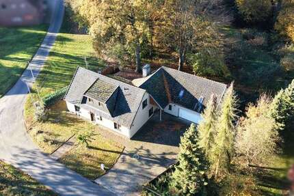 Haus zum Kaufen in Uchte 229.000 € 213.84 m² 6 zimmer