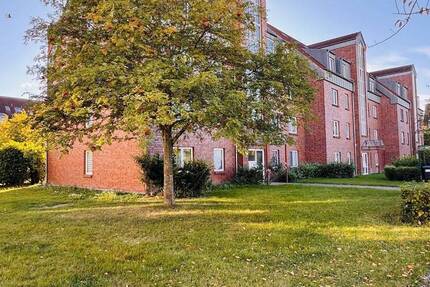 Sehr schöne Eigentumswohnung mit Loggia in Wismar zu verkaufen! 3 zimmer