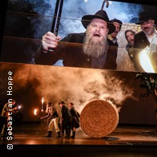 Bauern, Bonzen und Bomben 13.11.2025 Schauspielhaus Dresden