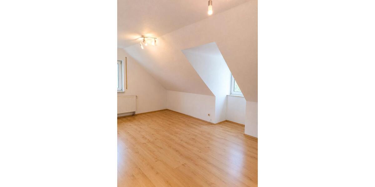 Dachgeschoßwohnung Bad Neustadt an der Saale - 2 Zimmer, 52 m&sup2;, 185.000&euro; | Angebot:26901151