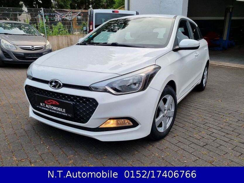 i20