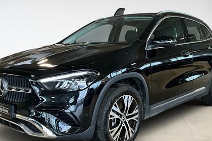 Mercedes-Benz GLA 180 5.800 km 35.880 &euro; Flensburg 24941