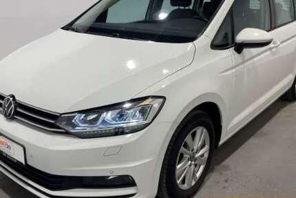 VW Touran 224.000 km 15.950 &euro; Norderstedt 22848